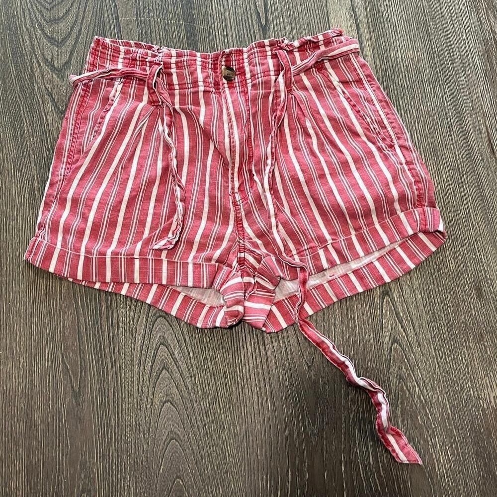 American Eagle Hi-Rise Linen Paperbag Shorts Striped Belted Red White Size 8
